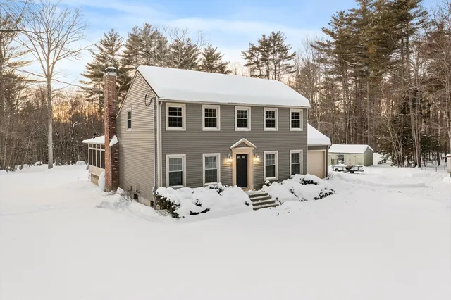 $579,900 | 22 Old Hardwick Road, Petersham, MA 01366