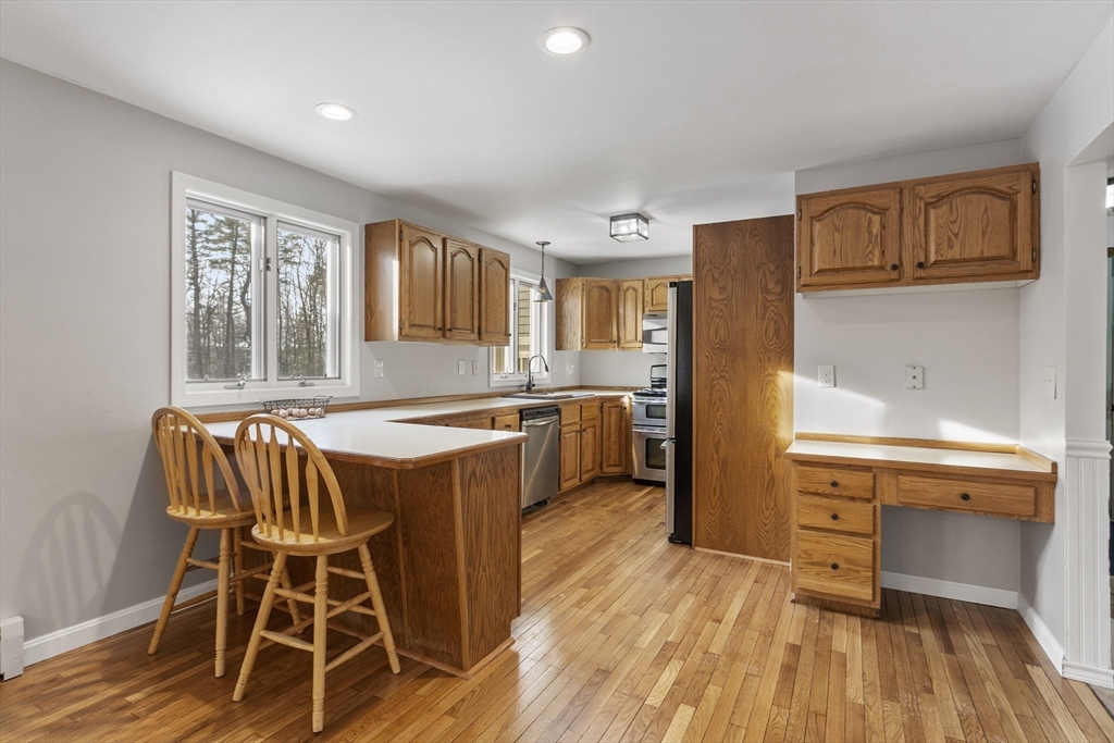 22 Old Hardwick Road Petersham, MA 01366 - Photo 6 of 42