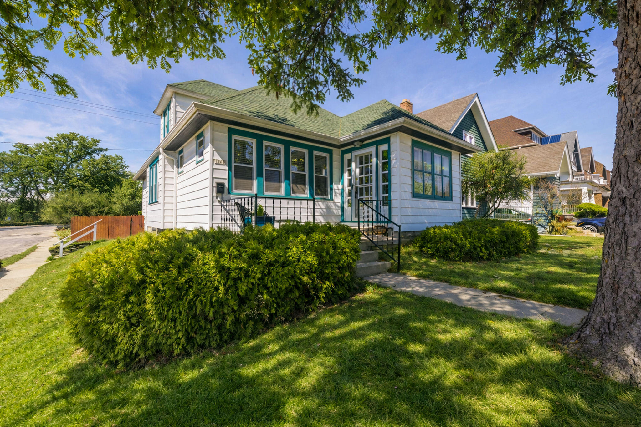 1201 North 46th Street Milwaukee, WI 53208 - Photo 25 of 25 Photo enhanced with greenery