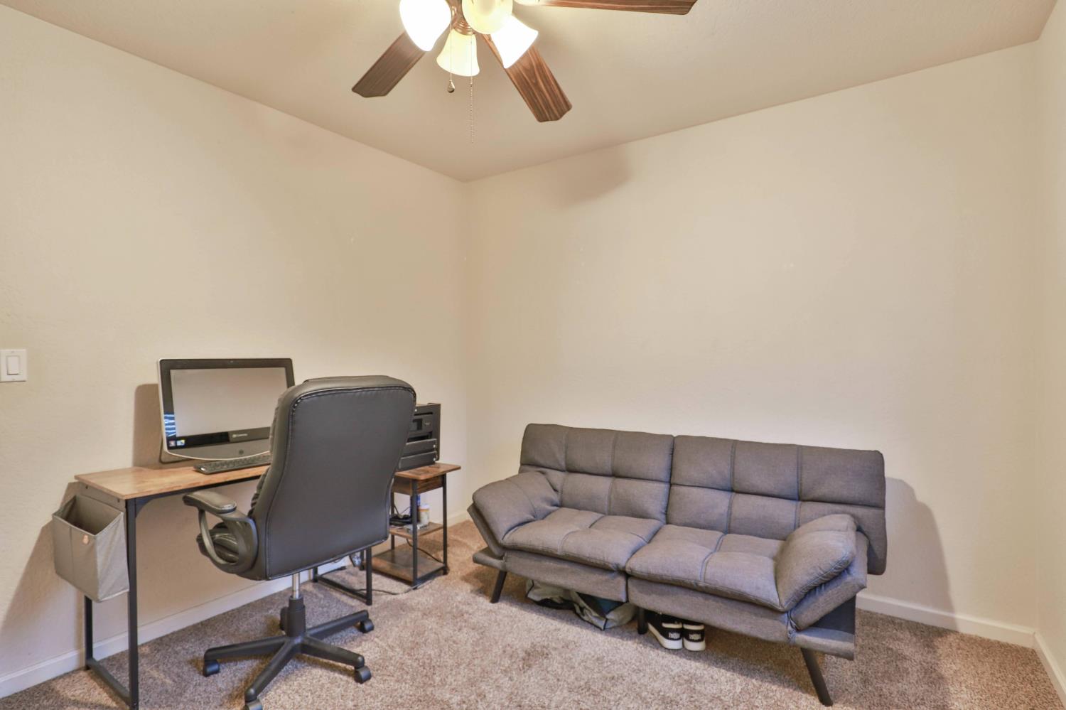 1609 Augusta Court Modesto, CA 95350 - Photo 21 of 33