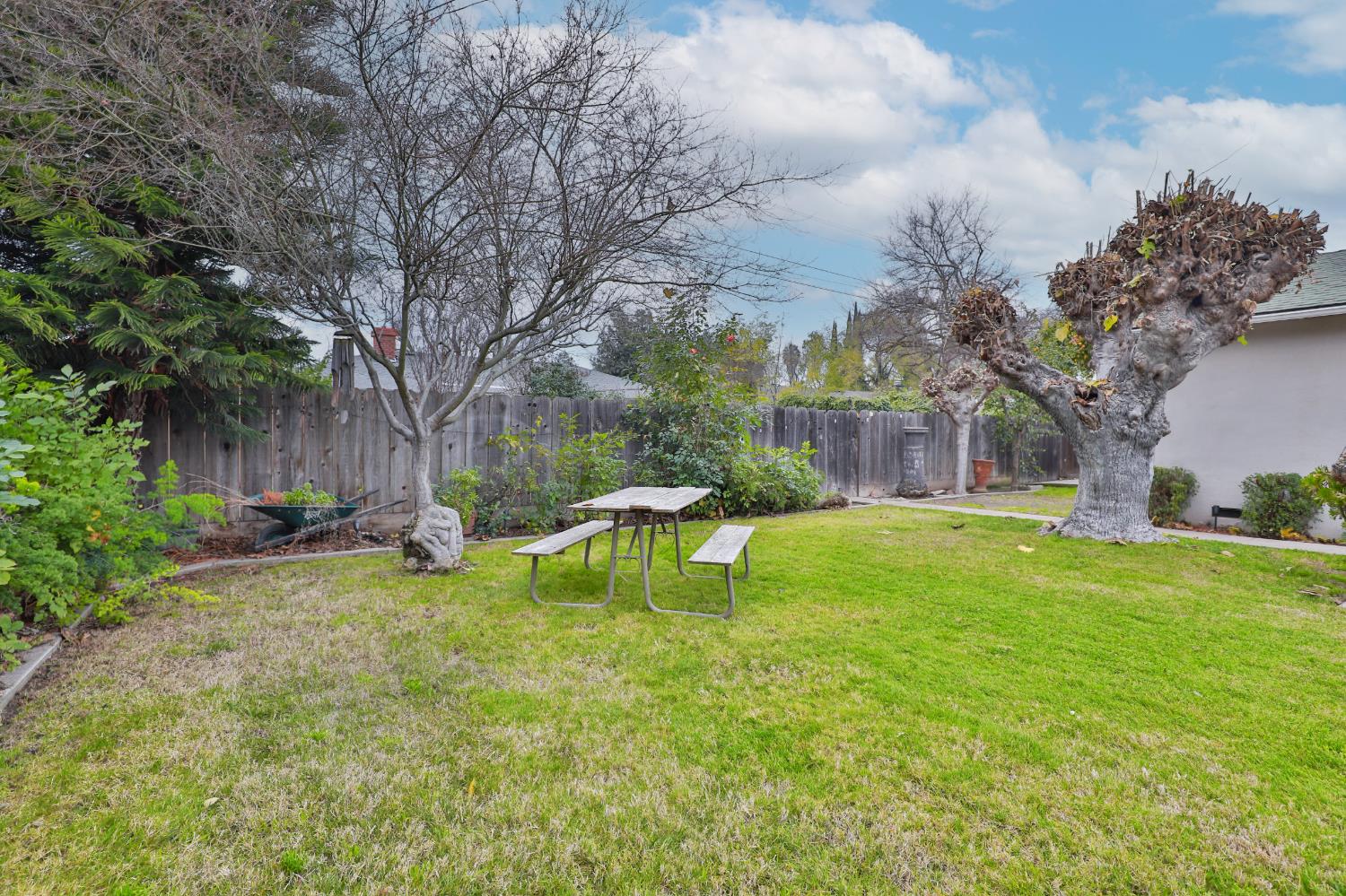 1609 Augusta Court Modesto, CA 95350 - Photo 28 of 33