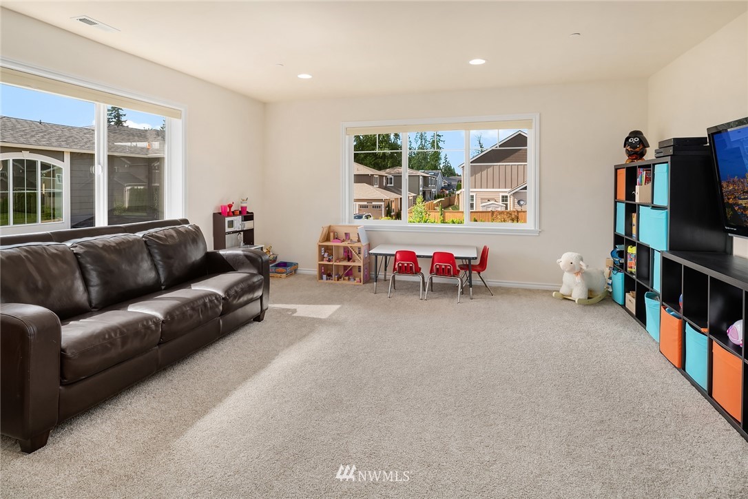 20127 126th Avenue Northeast Bothell, WA 98011 - Photo 19 of 25 Gallery Image 19