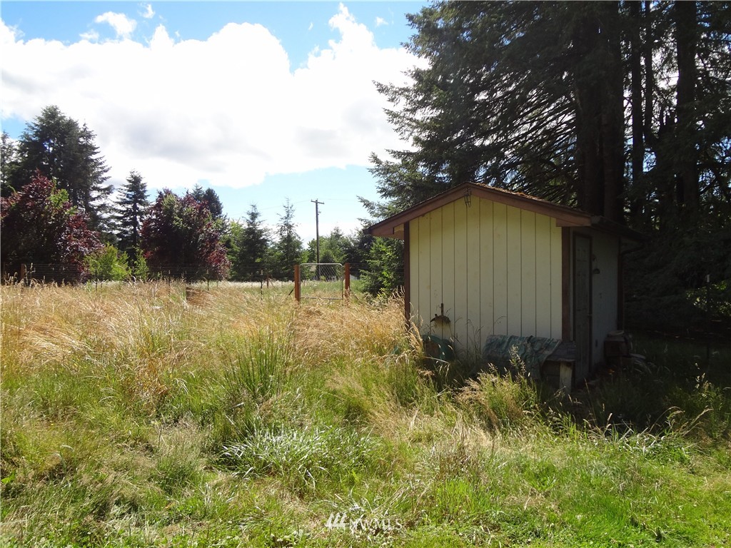 276 Hawkins Road Winlock, WA 98596 - Photo 4 of 9