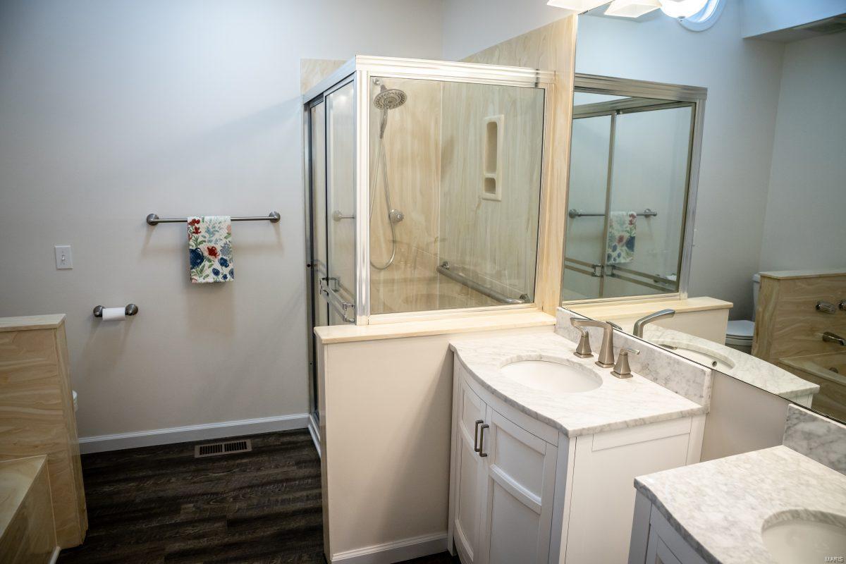 5498 Bourbeuse Weldon Spring, Unit 2 Weldon Spring, MO 63304 - Photo 14 of 23 Gallery Image 14