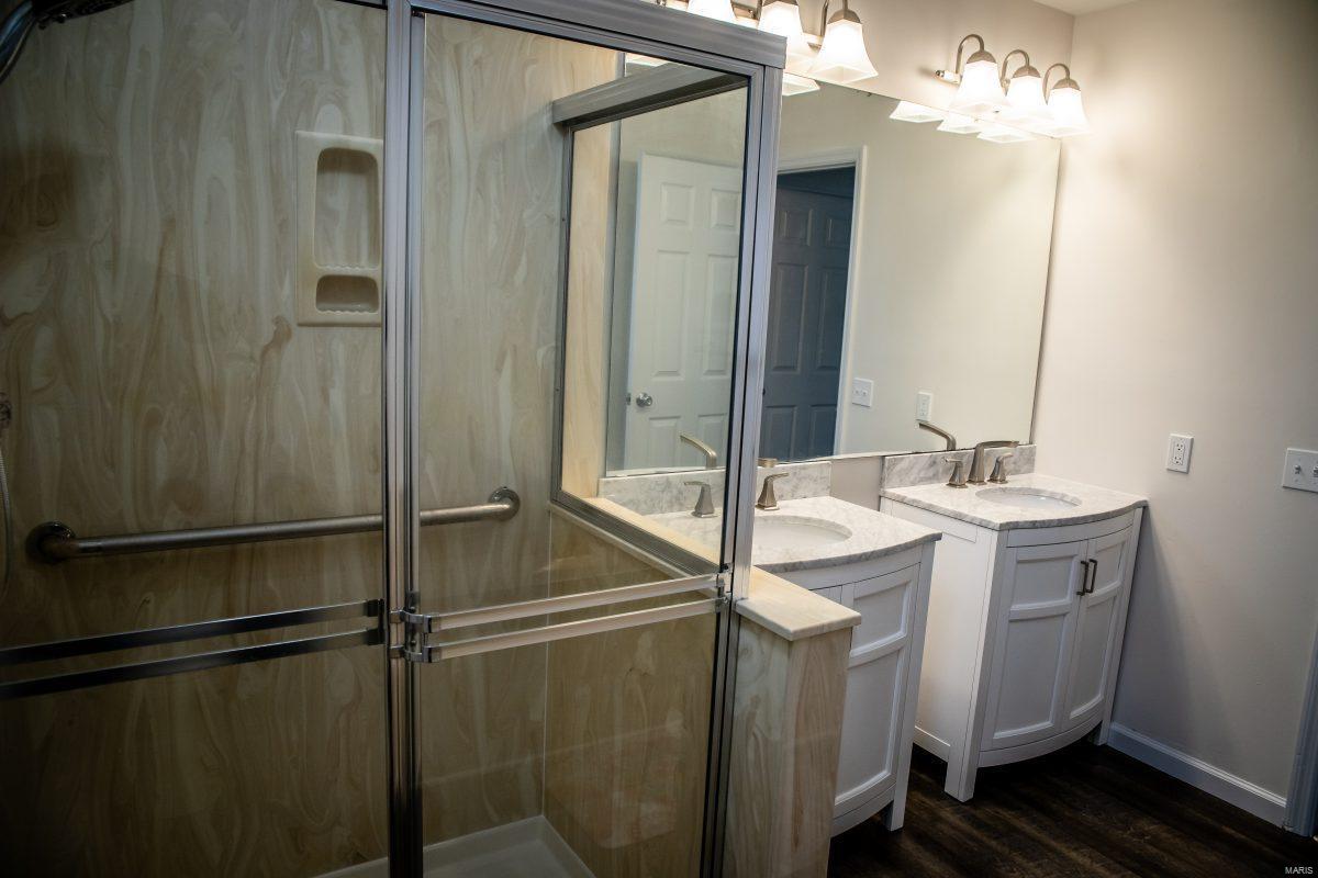 5498 Bourbeuse Weldon Spring, Unit 2 Weldon Spring, MO 63304 - Photo 15 of 23 Gallery Image 15