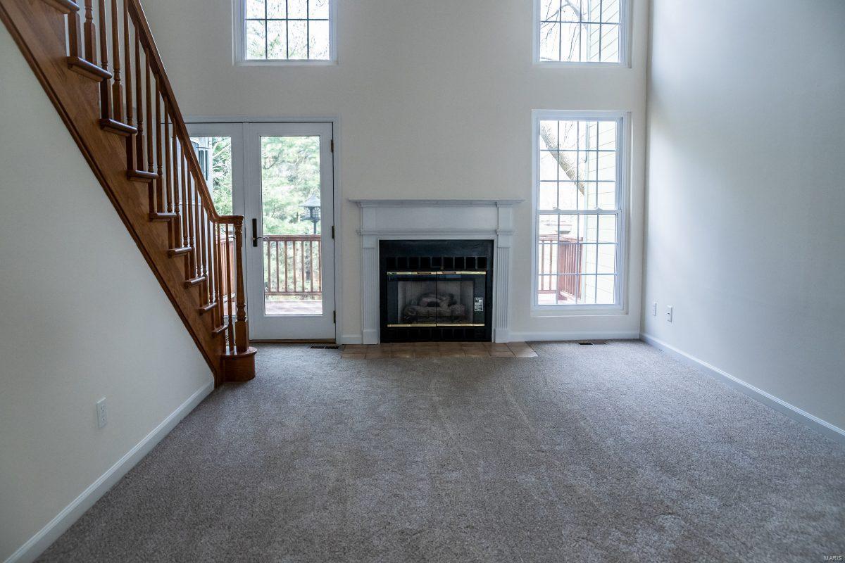 5498 Bourbeuse Weldon Spring, Unit 2 Weldon Spring, MO 63304 - Photo 3 of 23 Gallery Image 3
