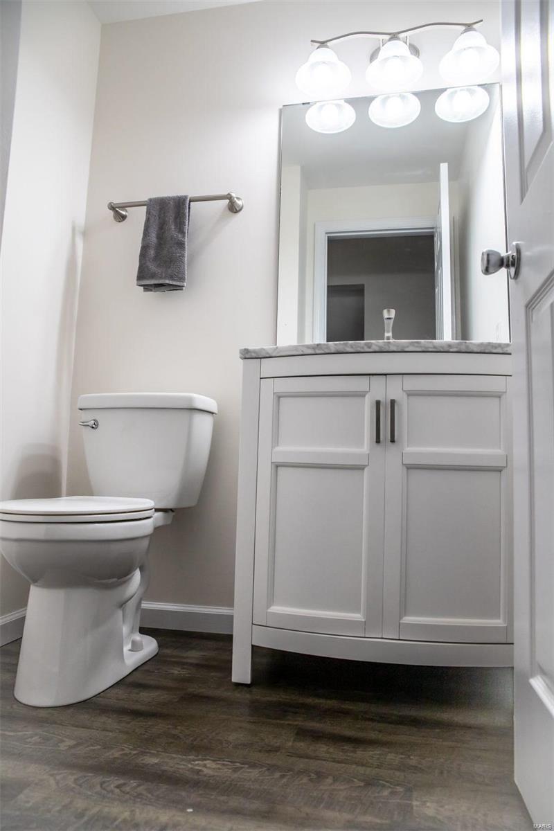 5498 Bourbeuse Weldon Spring, Unit 2 Weldon Spring, MO 63304 - Photo 9 of 23 Gallery Image 9