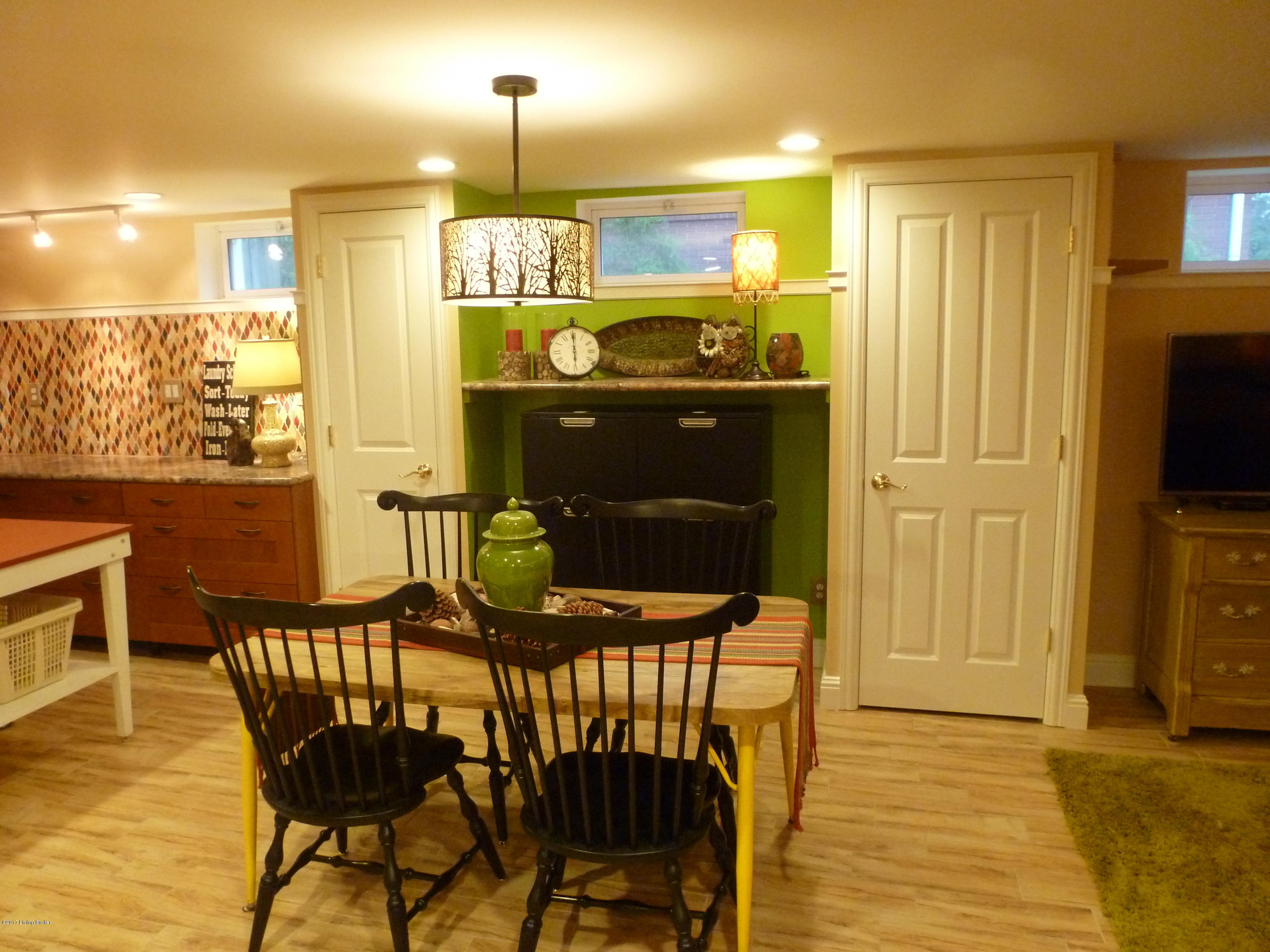 3526 Graham Road Louisville, KY 40207 - Photo 22 of 30 P1030253