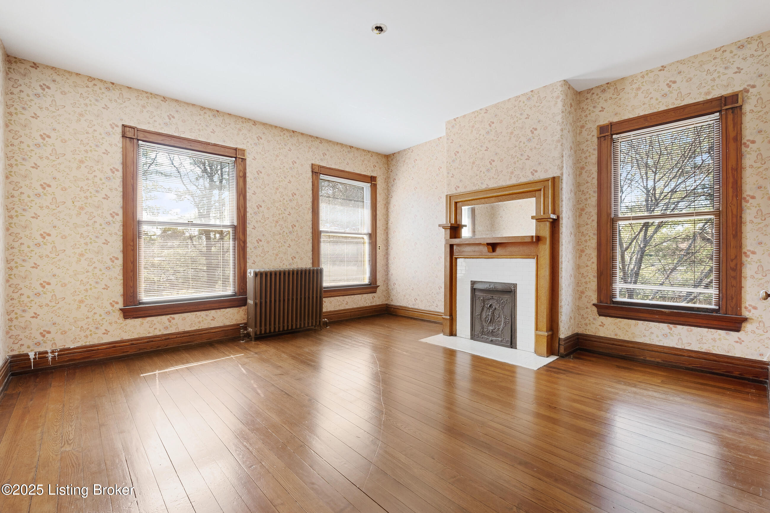 2975 Lexington Road Louisville, KY 40206 - Photo 33 of 60 2975lexington_098