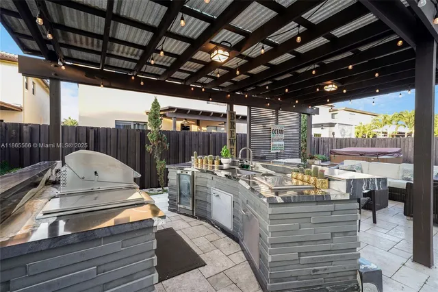 $1,090,000 | 9835 Northwest 86th Terrace, Doral, FL 33178