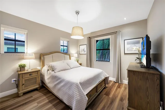 $1,090,000 | 9835 Northwest 86th Terrace, Doral, FL 33178