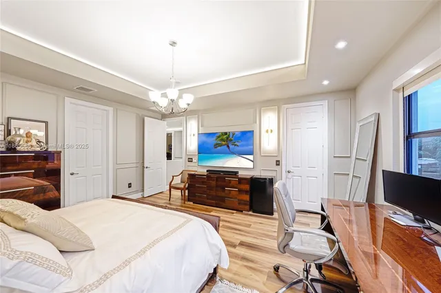 $1,090,000 | 9835 Northwest 86th Terrace, Doral, FL 33178