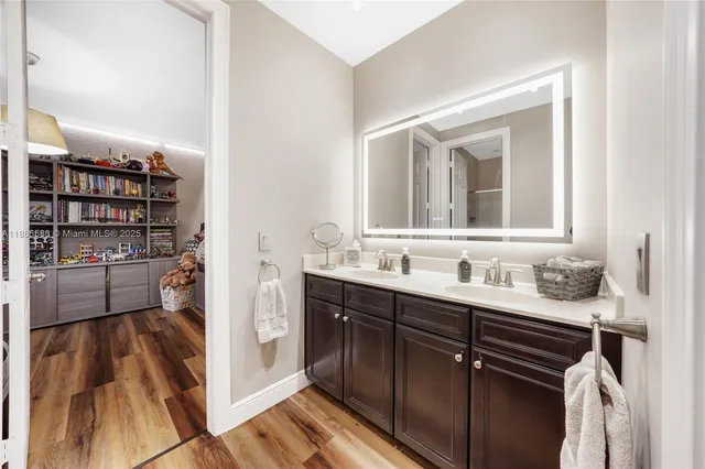 $1,090,000 | 9835 Northwest 86th Terrace, Doral, FL 33178