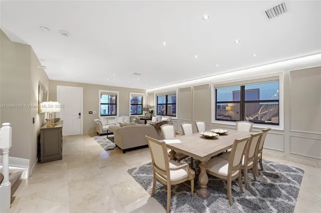 $1,090,000 | 9835 Northwest 86th Terrace, Doral, FL 33178