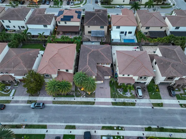 $1,090,000 | 9835 Northwest 86th Terrace, Doral, FL 33178