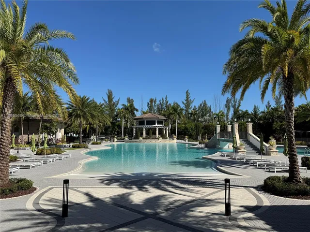 $1,090,000 | 9835 Northwest 86th Terrace, Doral, FL 33178