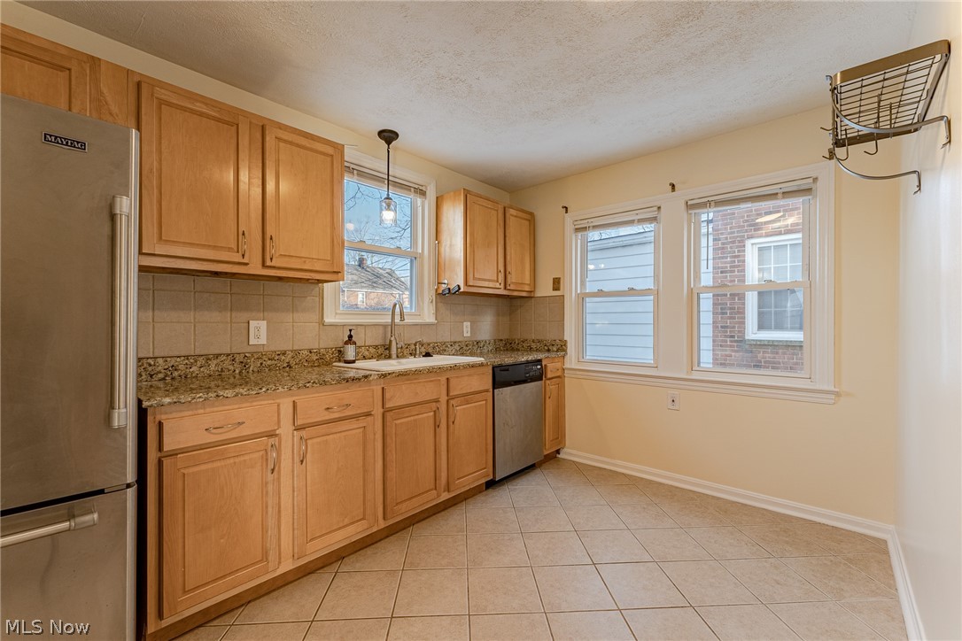 3549 Boynton Road Cleveland Heights, OH 44121 - Photo 11 of 32