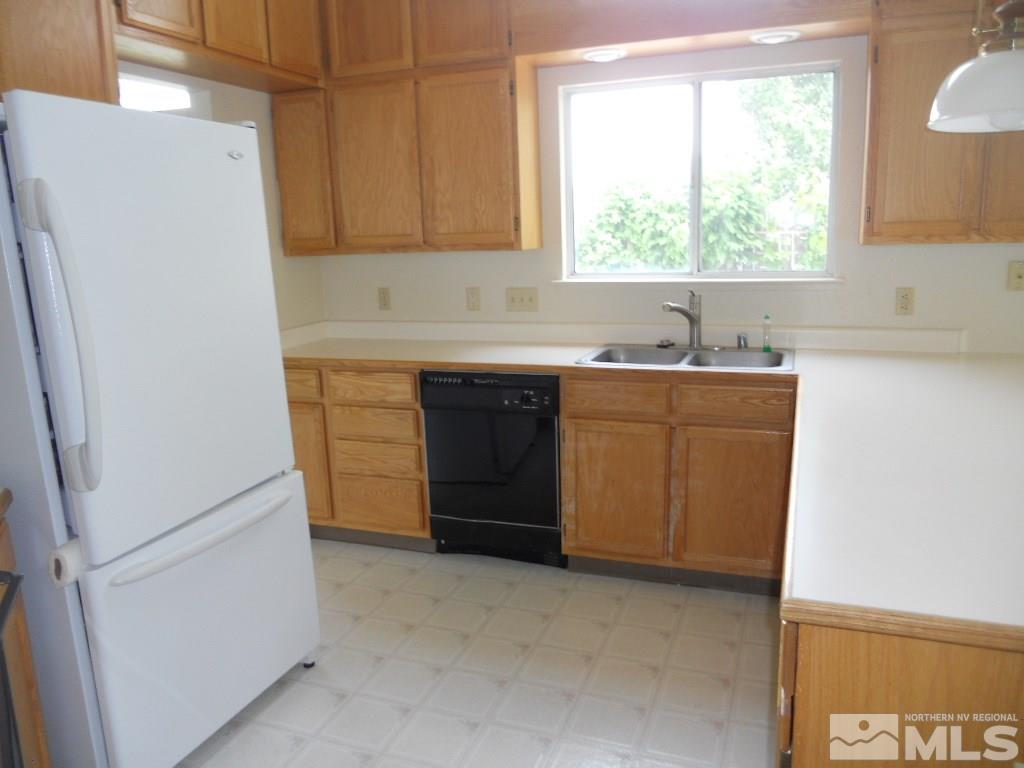 1078 Chesterfield Court Reno, NV 89523 - Photo 7 of 25 Photo 7