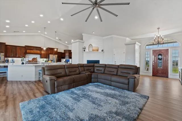 $1,075,000 | 21810 Los Altos Drive, Palo Cedro, CA 96073