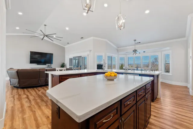 $1,075,000 | 21810 Los Altos Drive, Palo Cedro, CA 96073