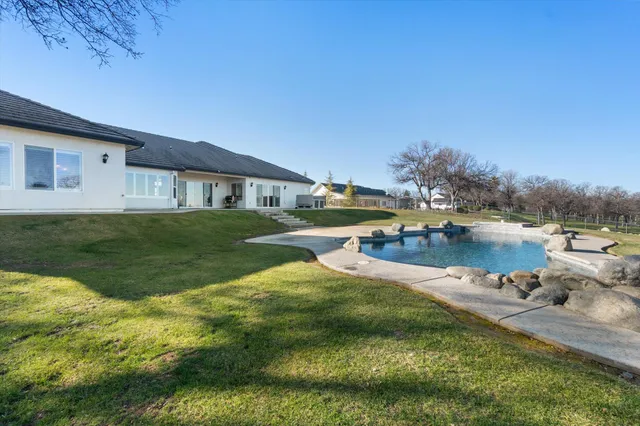 $1,075,000 | 21810 Los Altos Drive, Palo Cedro, CA 96073