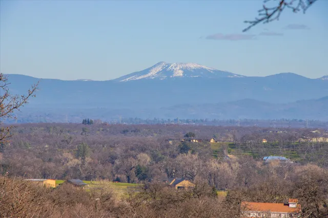 $1,075,000 | 21810 Los Altos Drive, Palo Cedro, CA 96073