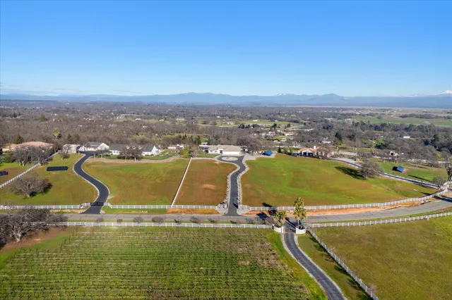 $1,075,000 | 21810 Los Altos Drive, Palo Cedro, CA 96073