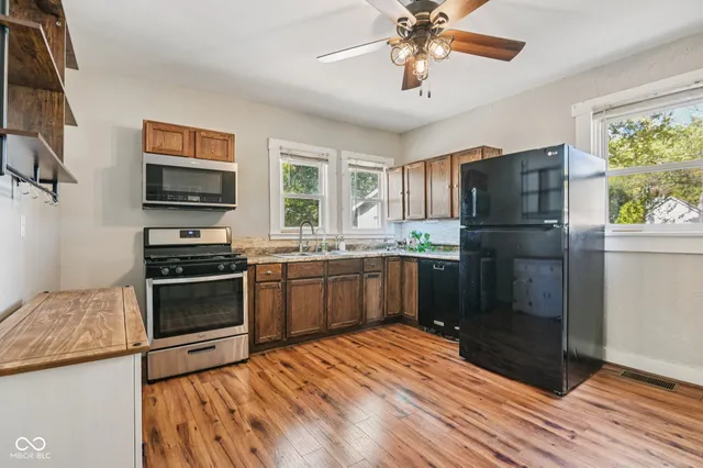 $1,995 | 1920 East 67th Street, Indianapolis, IN 46220