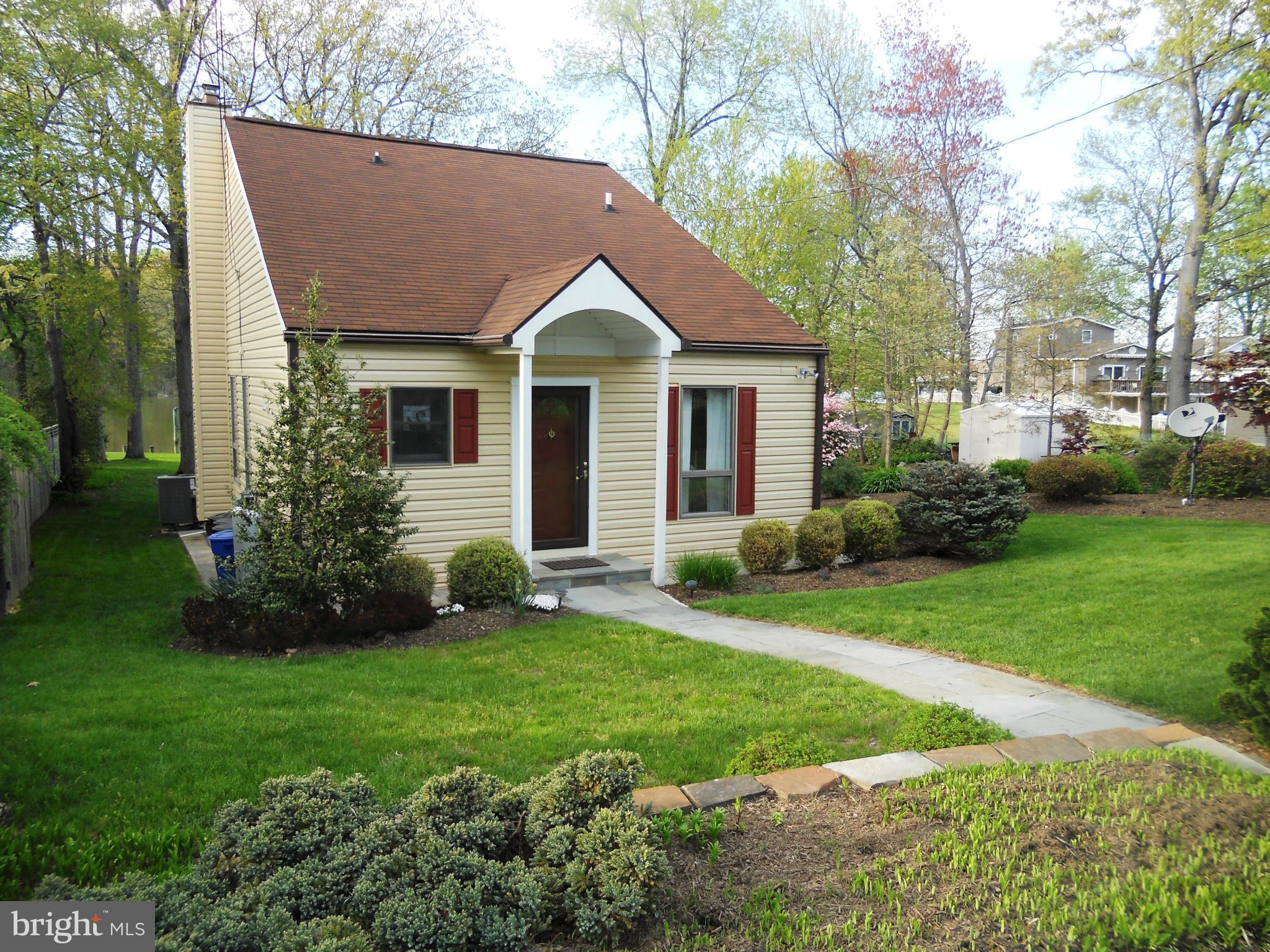 2024 Poplar Road Baltimore, MD 21221 - Photo 1 of 30 Exterior (Front)