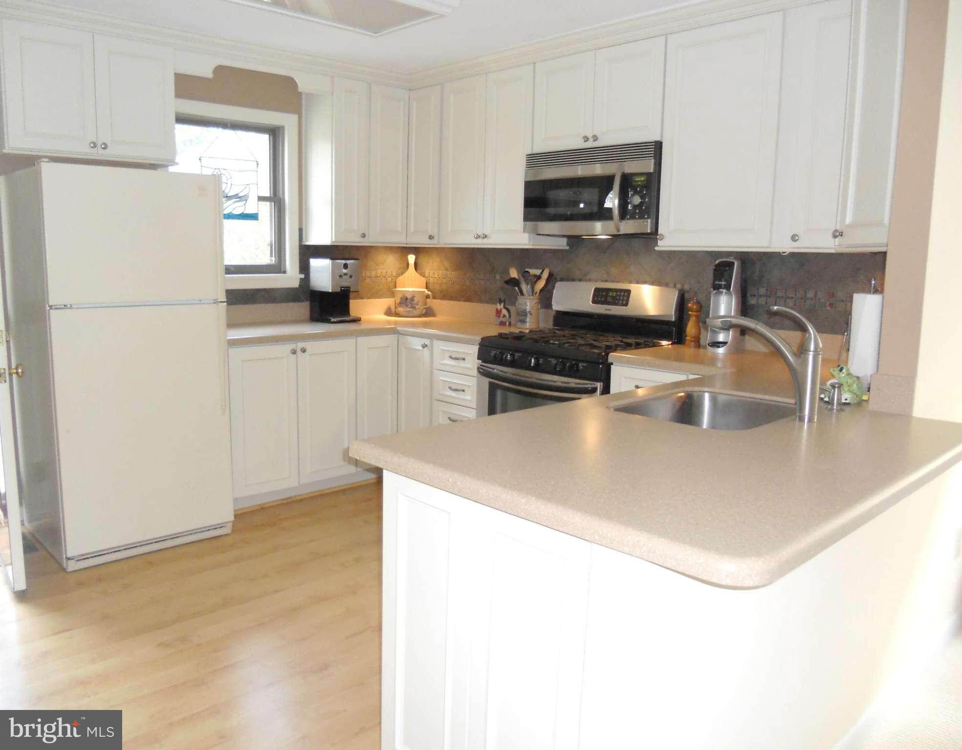 2024 Poplar Road Baltimore, MD 21221 - Photo 3 of 30 Renovated Kitchen
