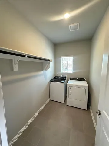 $2,250 | 904 Rosemary Hl Drive, McKinney, TX 75071