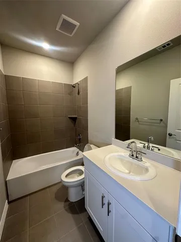 $2,250 | 904 Rosemary Hl Drive, McKinney, TX 75071