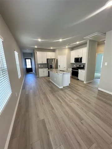 $2,250 | 904 Rosemary Hl Drive, McKinney, TX 75071