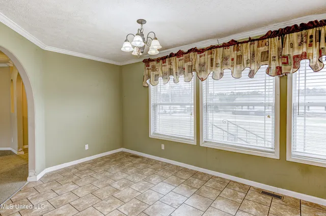 $167,500 | 300 Grey Creek Drive, Vicksburg, MS 39183