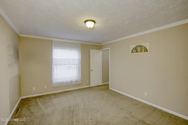 $167,500 | 300 Grey Creek Drive, Vicksburg, MS 39183