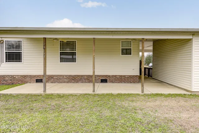 $167,500 | 300 Grey Creek Drive, Vicksburg, MS 39183