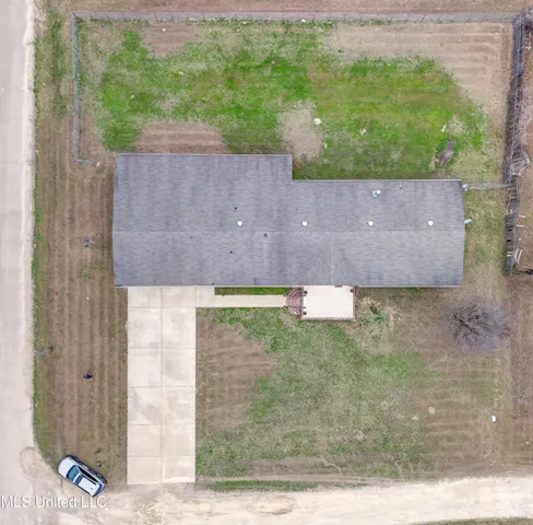 $167,500 | 300 Grey Creek Drive, Vicksburg, MS 39183