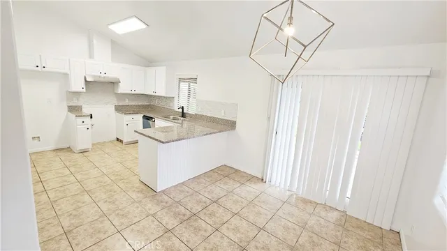 $349,995 | 5020 Trabuco Canyon Drive, Bakersfield, CA 93307