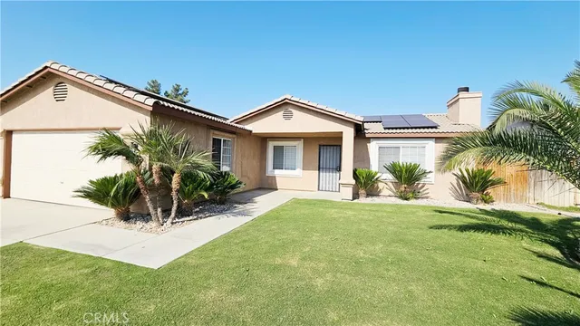 $349,995 | 5020 Trabuco Canyon Drive, Bakersfield, CA 93307