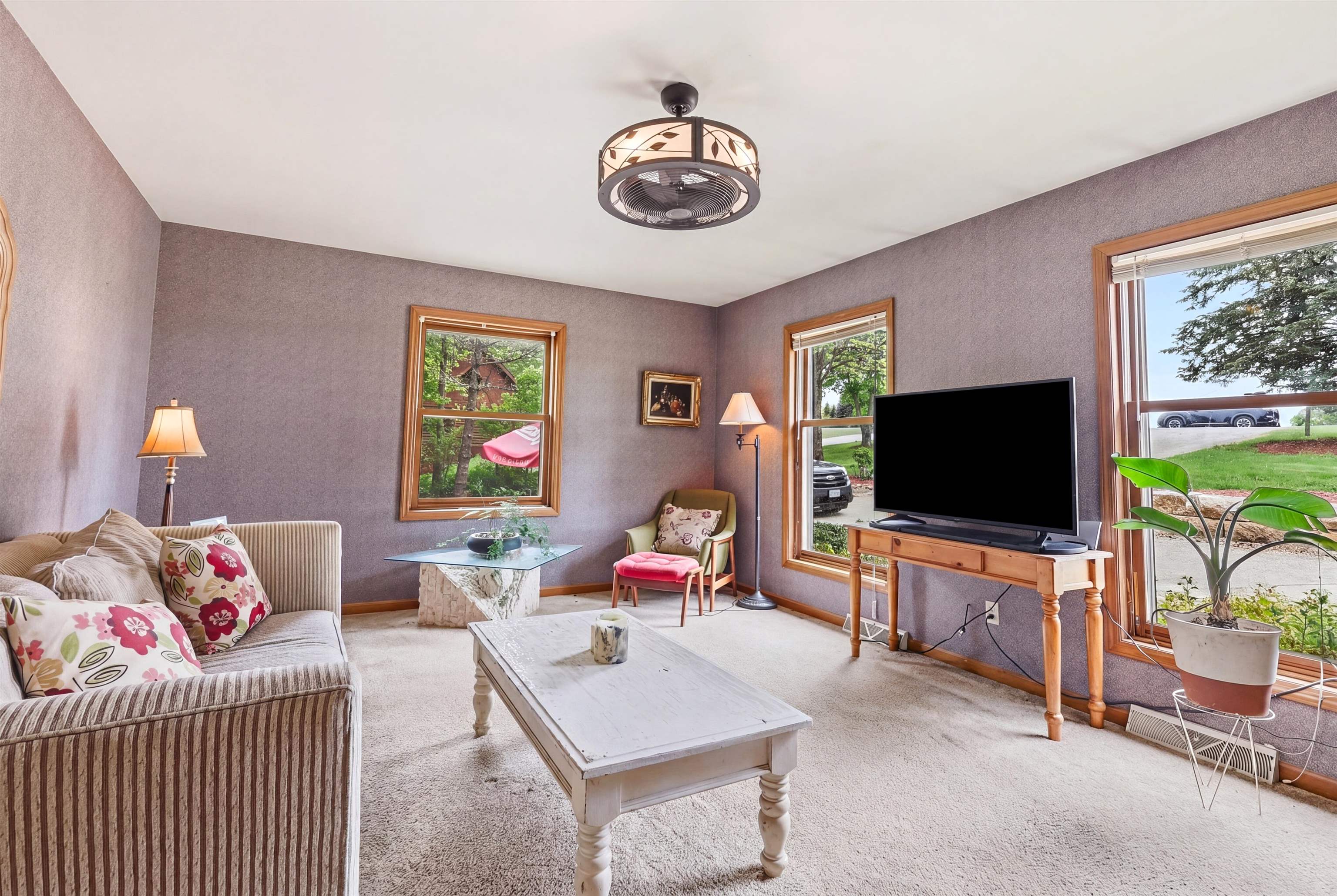 13 Signal Point Lane Galena, IL 61036 - Photo 4 of 47 a living room with furniture and a flat screen tv