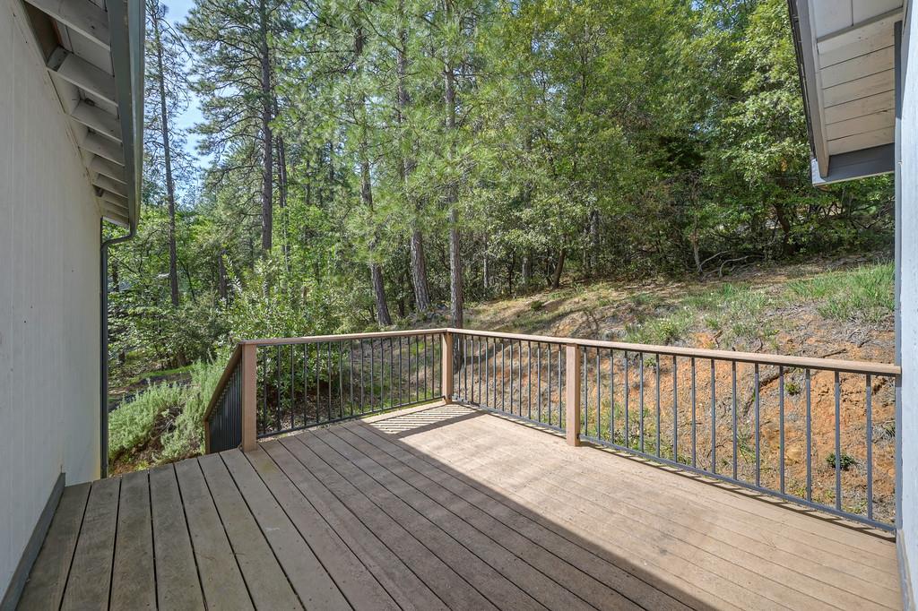 15358 Sky Pines Road Grass Valley, CA 95949 - Photo 28 of 37 Deck off of family room