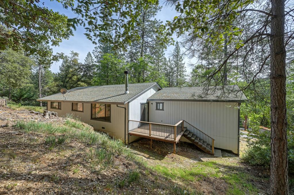 15358 Sky Pines Road Grass Valley, CA 95949 - Photo 34 of 37