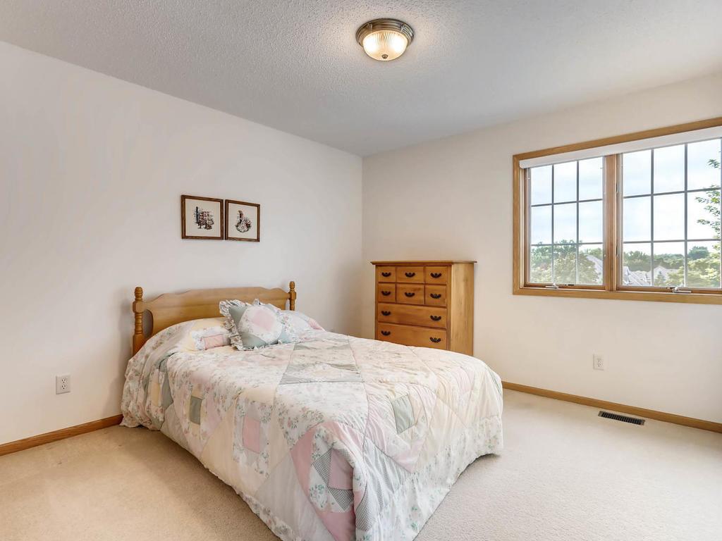 9231 Cold Stream Lane Eden Prairie, MN 55347 - Photo 15 of 20 Gallery Image 15
