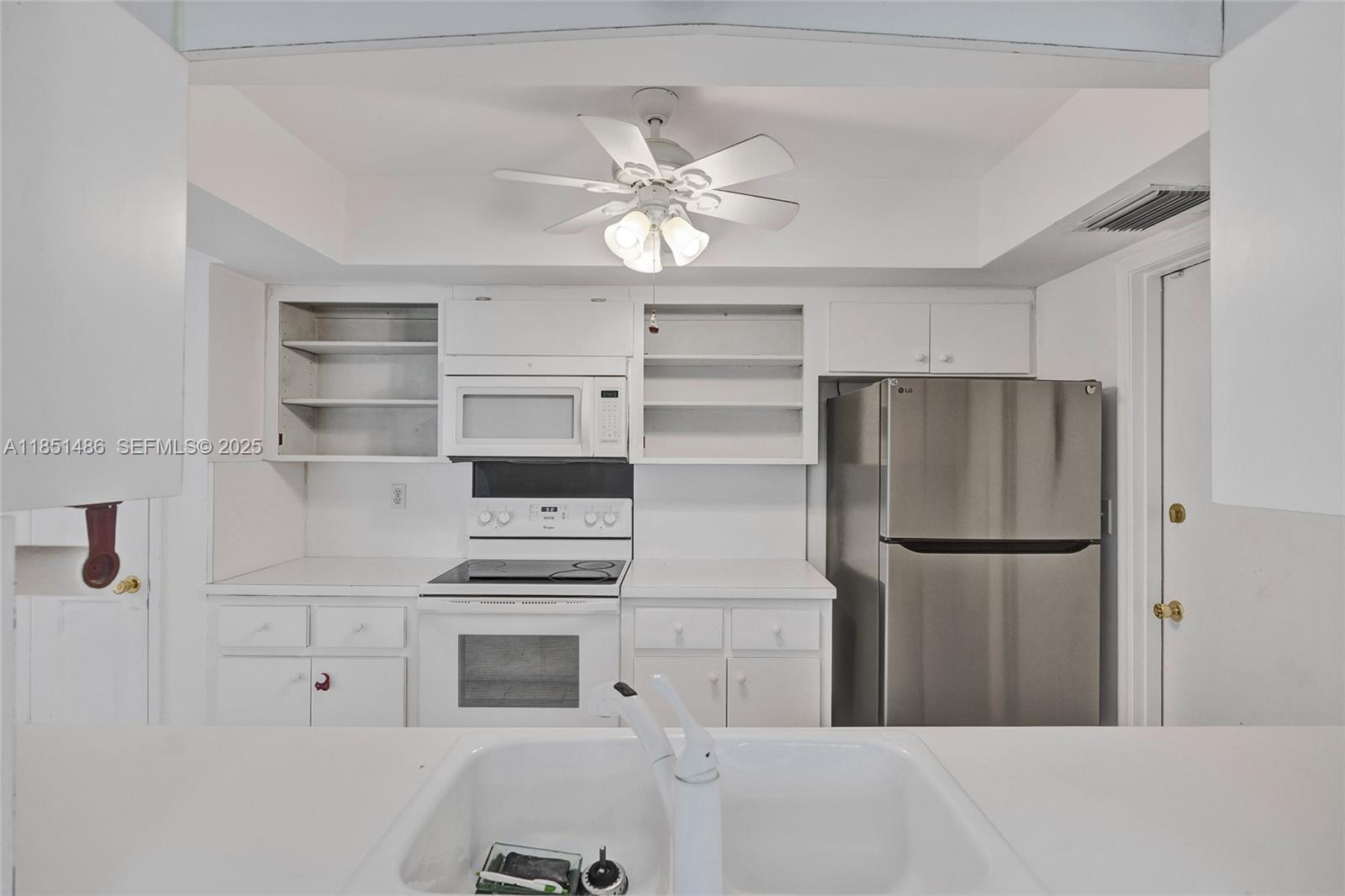 7200 East Tropical Way Plantation, FL 33317 - Photo 26 of 43