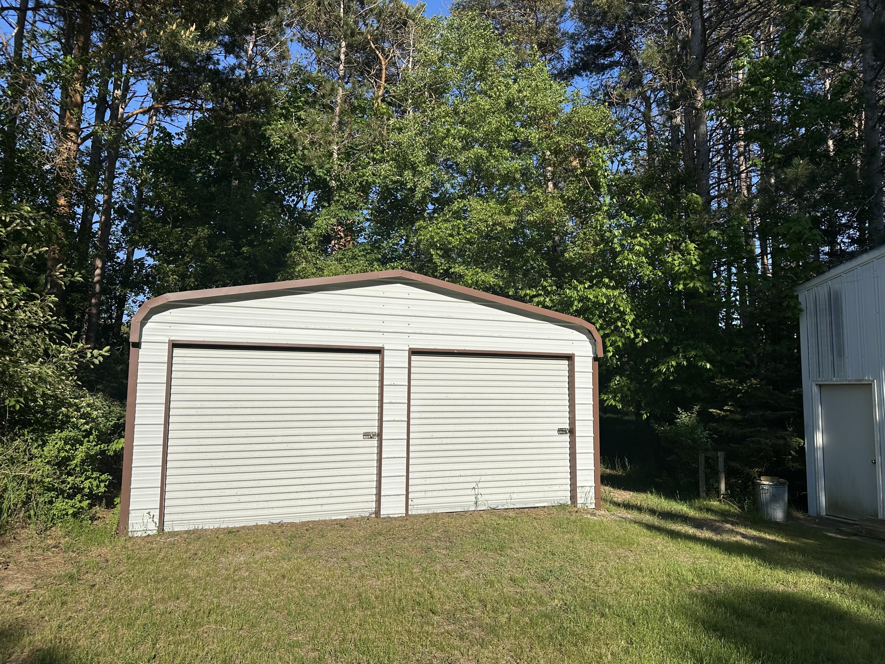 1735 Red Apple Road Manistee, MI 49660 - Photo 7 of 29 IMG_8384