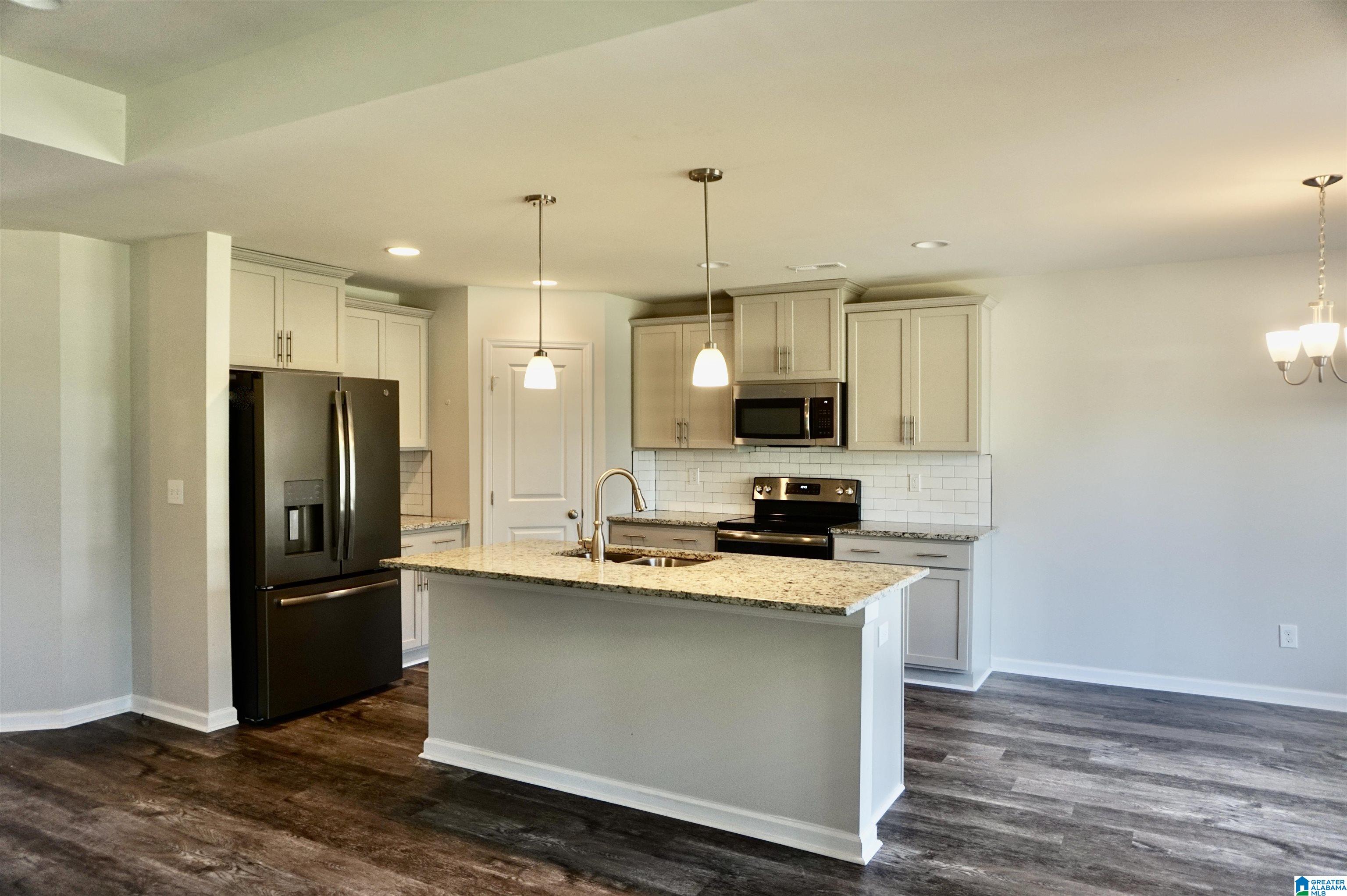1113 Southwest Colonial Drive Cullman, AL 35055 - Photo 7 of 42