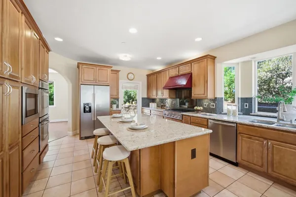 $1,599,888 | 2075 Mantelli Drive, Gilroy, CA 95020