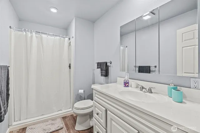 $825,000 | 115 Hazel Drive, Chehalis, WA 98532