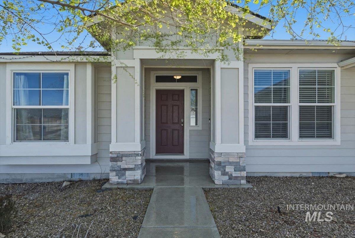 843 Southwest Levant Way Mountain Home, ID 83647 - Photo 43 of 45 Property entrance