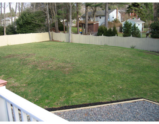 8 Hills Road Middleton, MA 01949 - Photo 3 of 18 Gallery Image 3